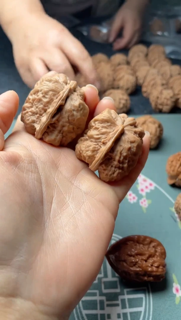 把件文玩核桃w174  蛤蟆头 43尺