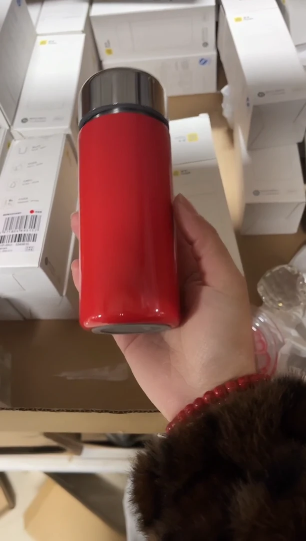 有机玻璃钛杯红色