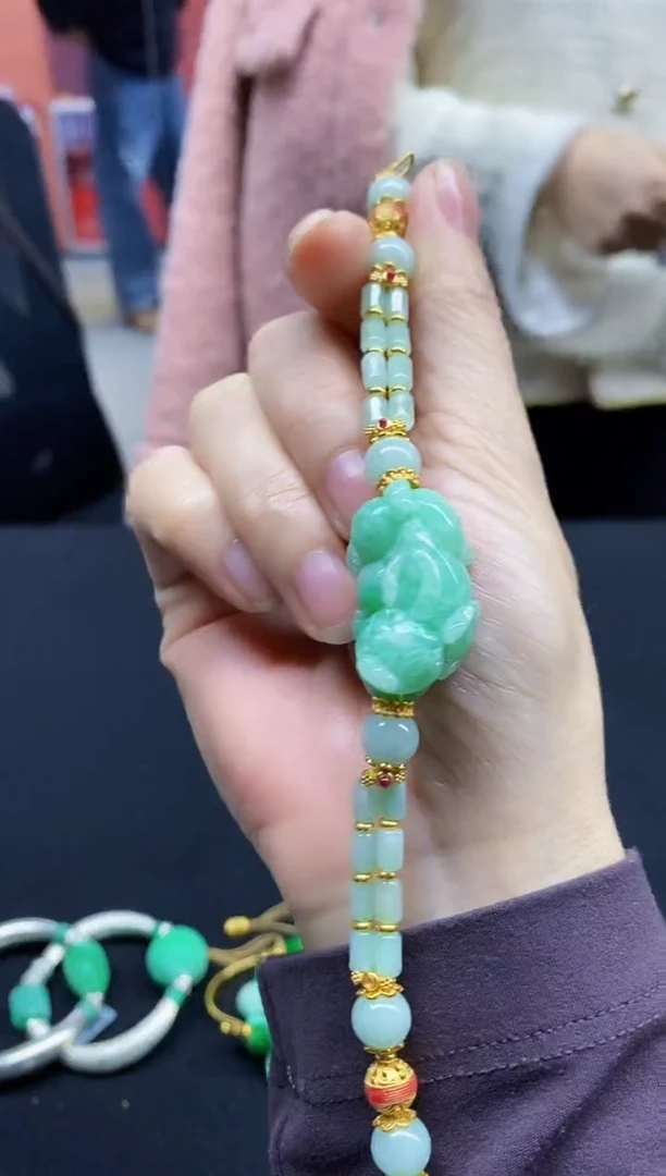 颈饰未镶嵌翡翠翡翠手牌-116