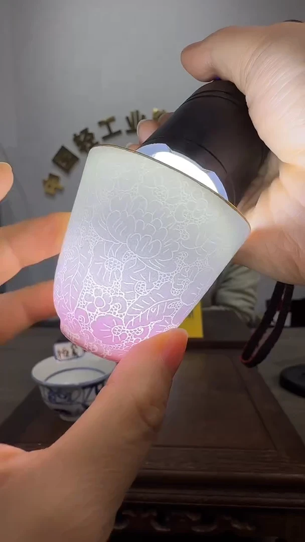 景德镇精美陶瓷扒花杯