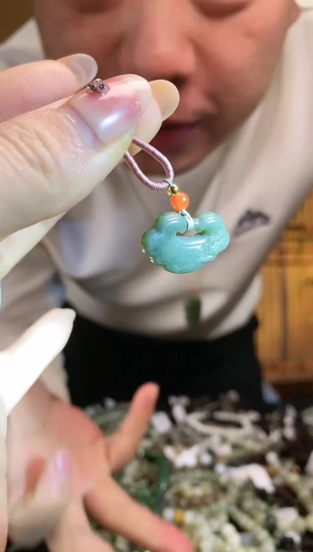 【闪购商品】和田玉颈饰未镶嵌多样性发货，拍一发一