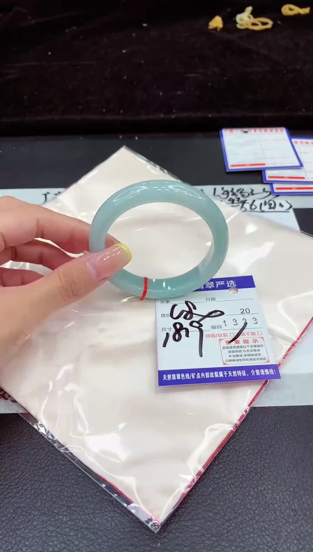 未镶嵌手镯翡翠111111111111111