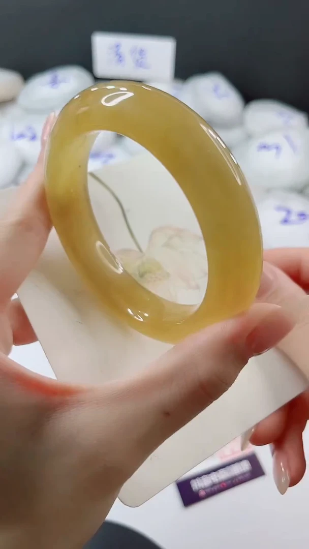 未镶嵌手镯石英质玉多样性发货V310