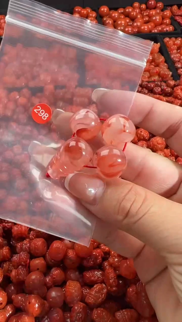 颈饰未镶嵌南红玛瑙1
