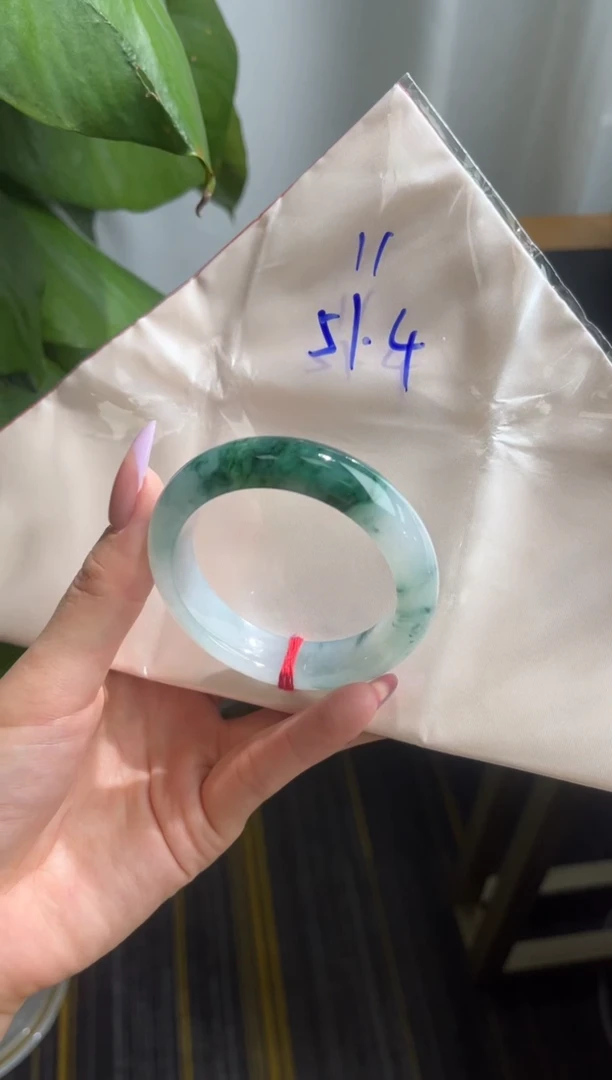 翡翠手镯未镶嵌11号