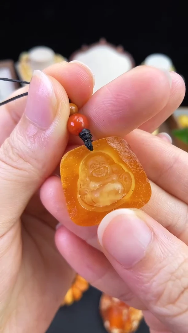 琥珀未镶嵌珠宝奇石柒月