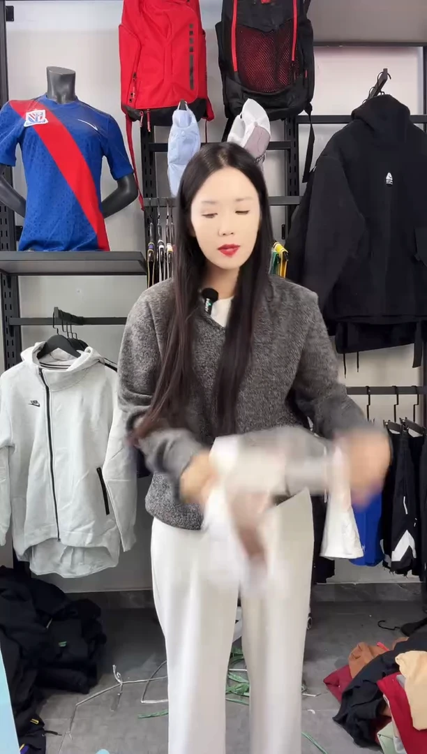 492编码 瑕疵款直播间过款为准 尺码