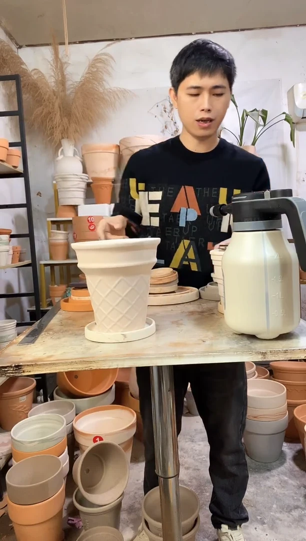 瑕疵无售后18*18白色冰淇淋 1盆1托 灰白陶托盘