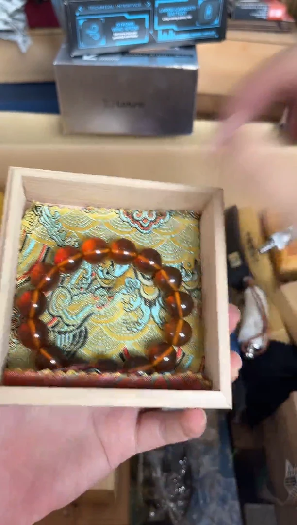瓷片CC哈拉少百货质量保证