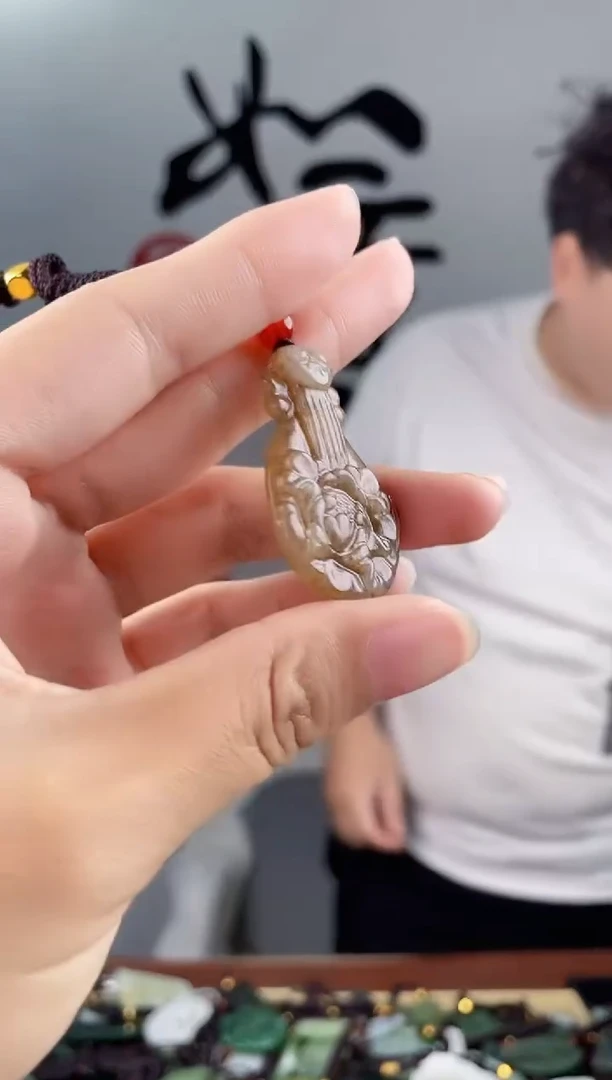 和田玉未镶嵌颈饰拍一发一，多样性发货