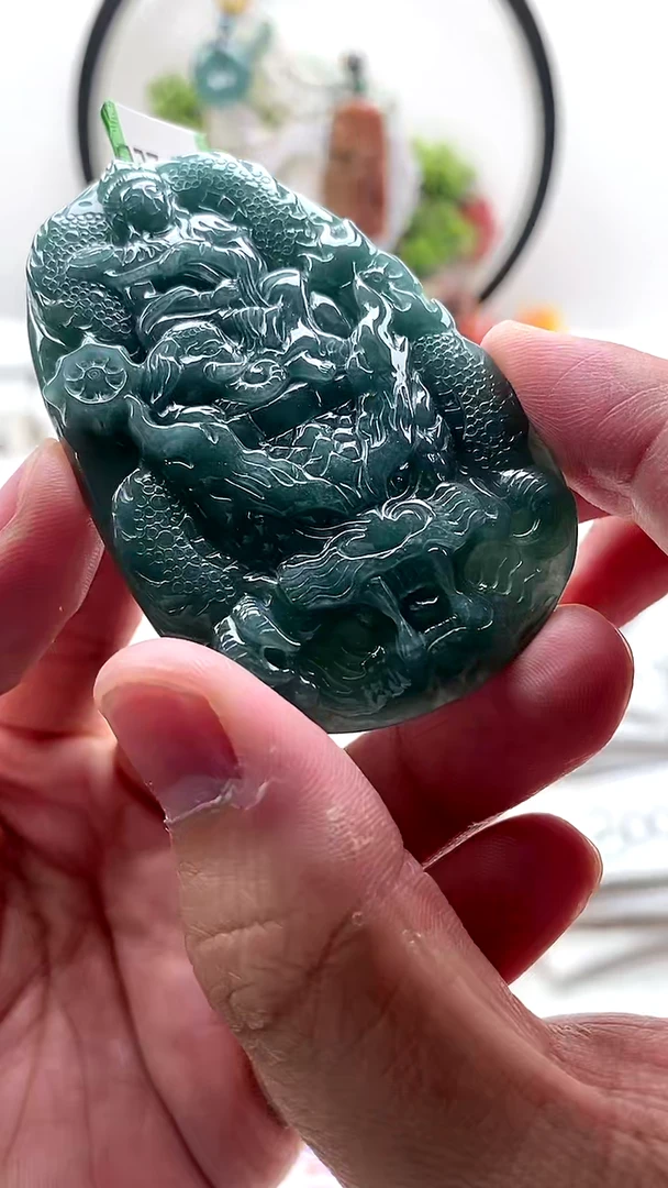 颈饰未镶嵌翡翠普贤