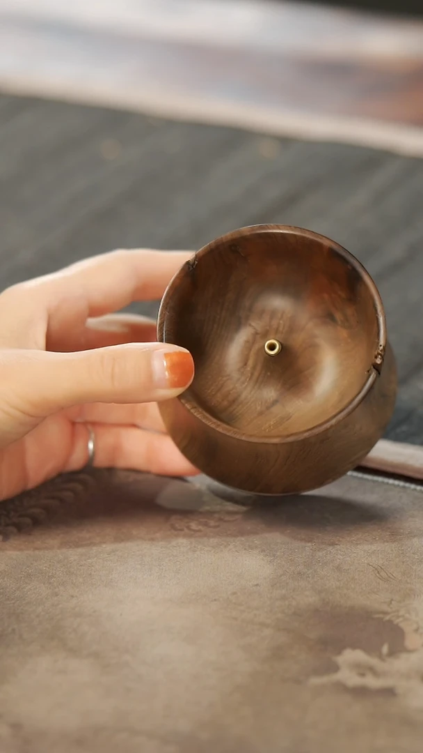 【闪购商品】金丝楠木雕097原木香插