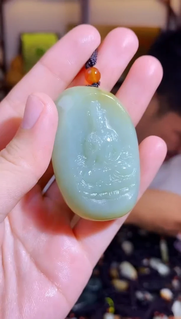 颈饰未镶嵌和田玉1