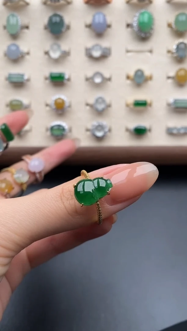 银S925镶嵌戒指翡翠一物一证一礼盒