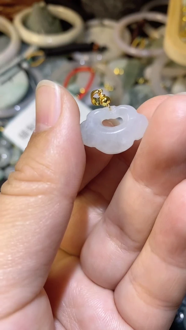 【闪购商品】翡翠颈饰未镶嵌/10000061