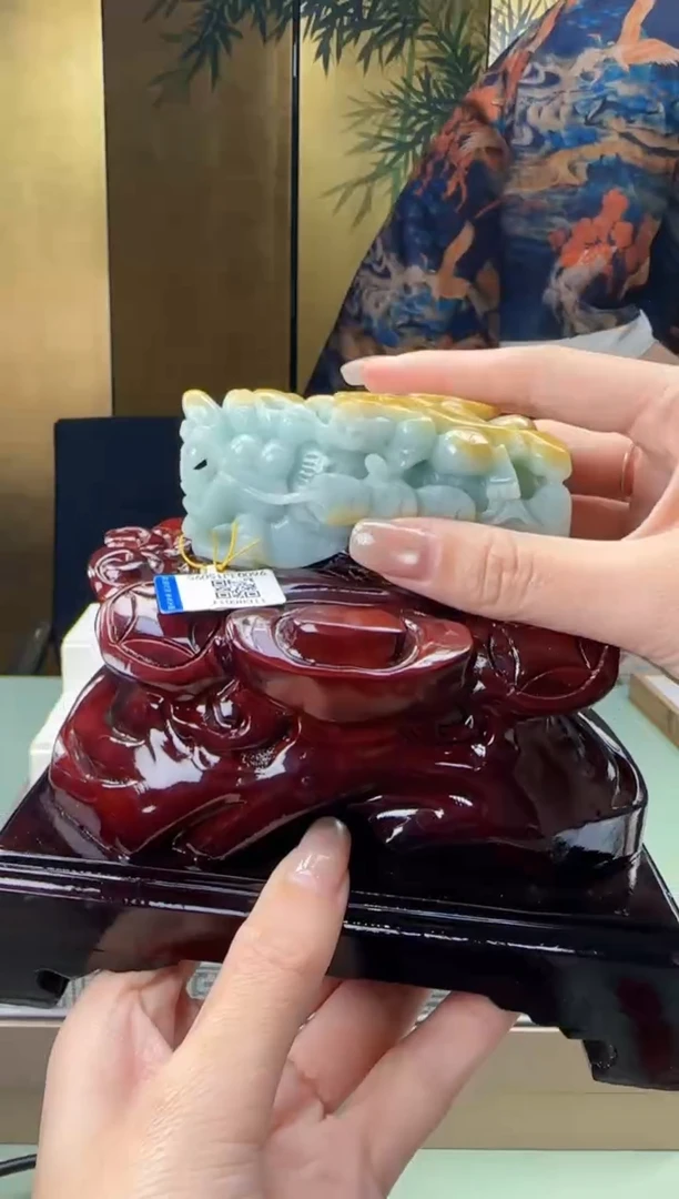 【闪购商品】翡翠摆件未镶嵌MM@@960Q3J15095