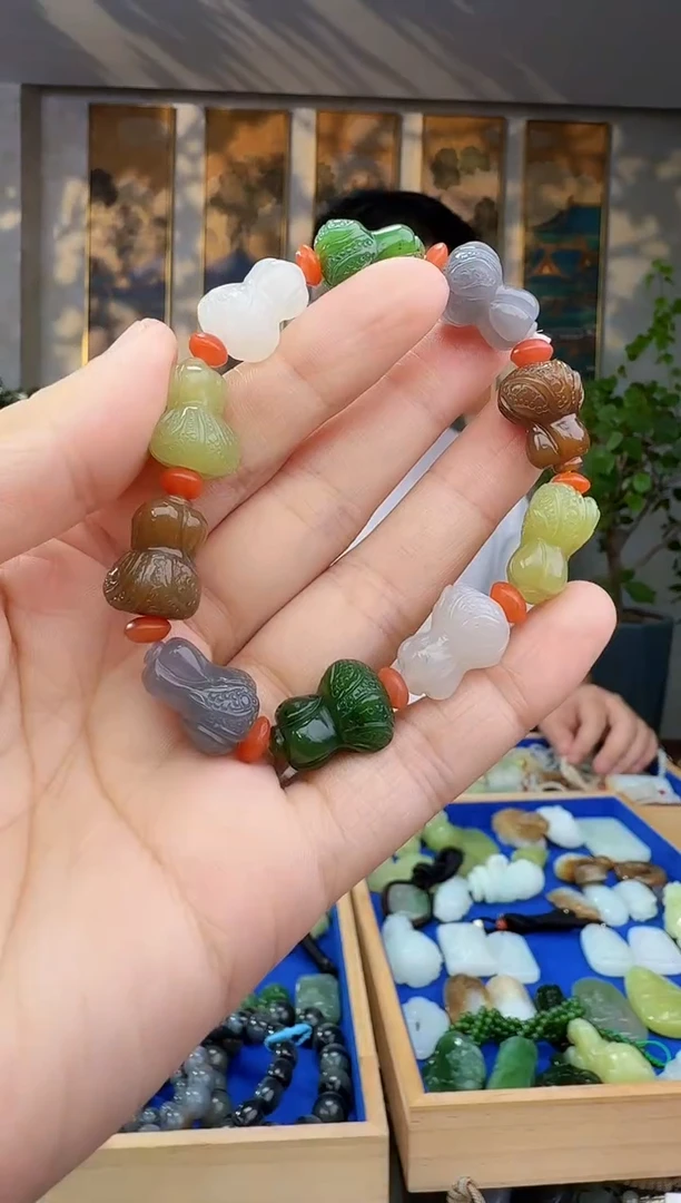 未镶嵌和田玉挂件拍一发一