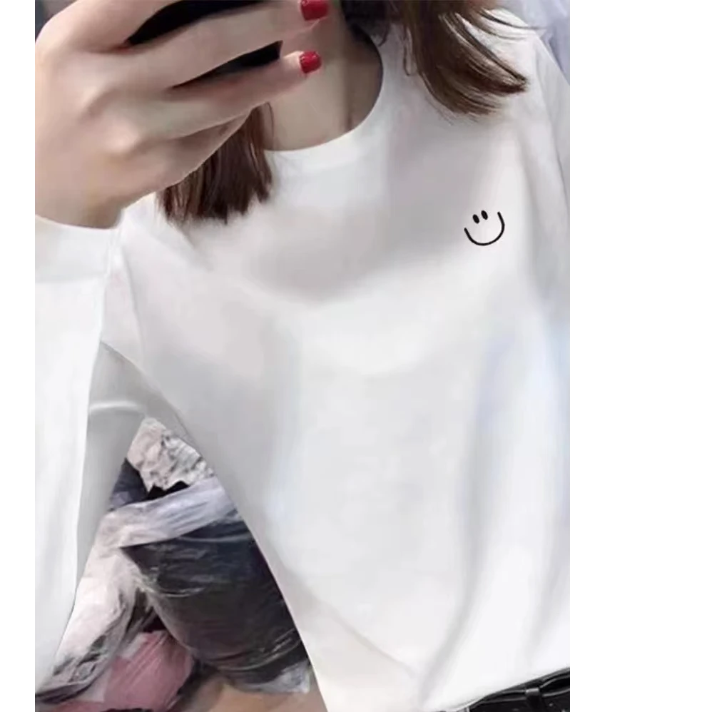 【专属】笑脸圆领时尚T恤打底衫长袖洋气时尚百搭上衣女