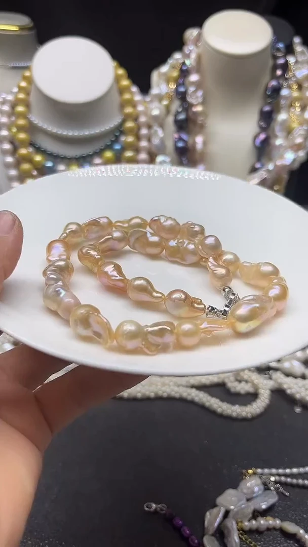 颈饰未镶嵌淡水珍珠多人