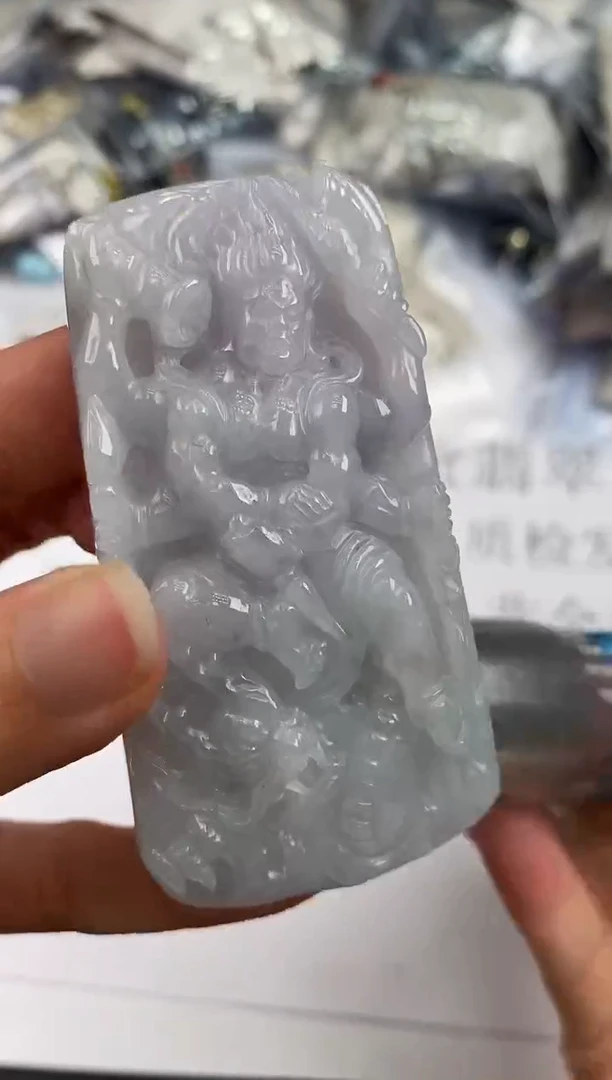 未镶嵌挂件翡翠354264      多人