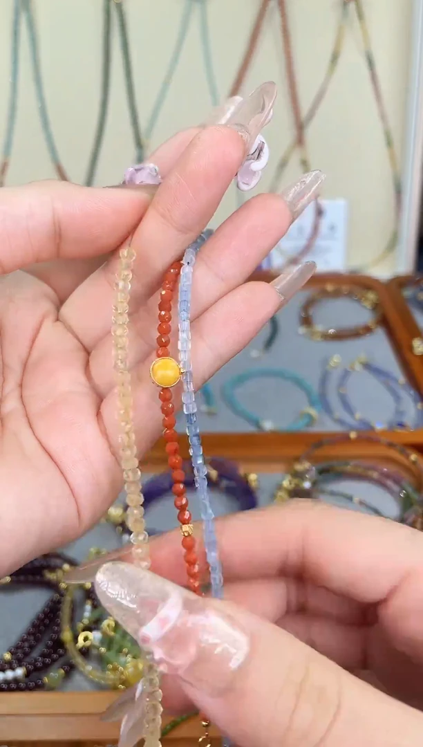 海蓝宝石手链未镶嵌素圈三条