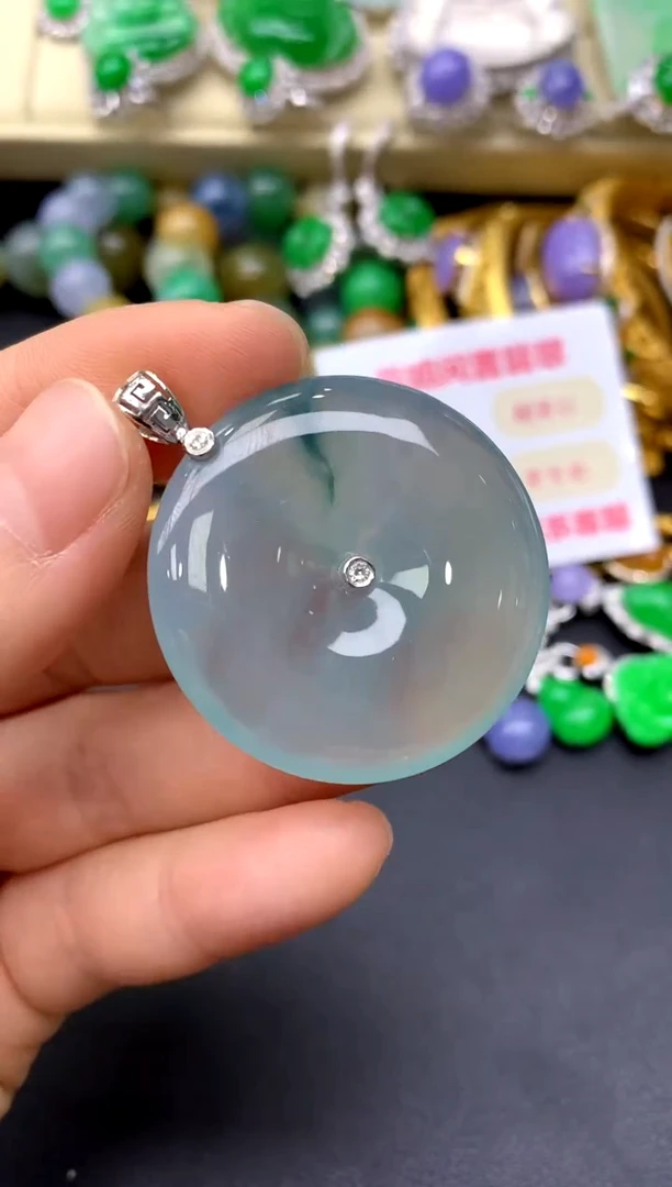 颈饰18K金镶嵌翡翠223-中国好珍宝