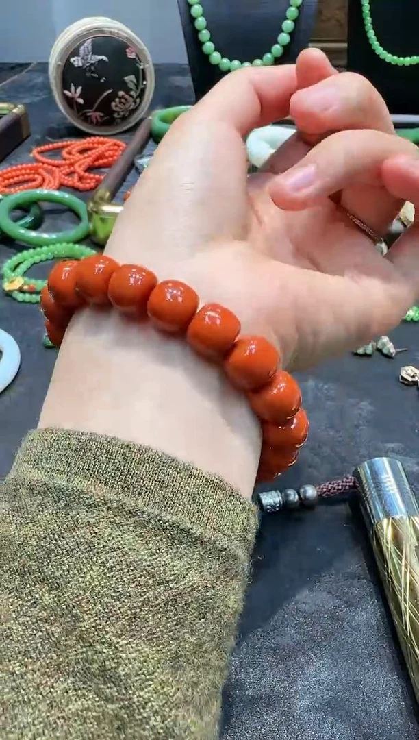 未镶嵌手串南红玛瑙1