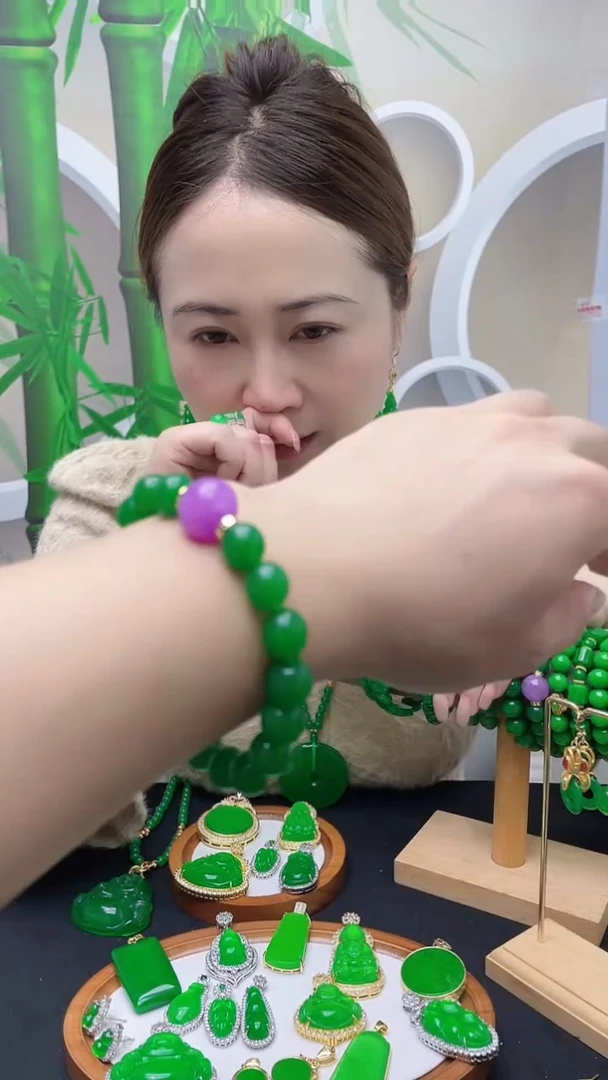 14K金镶嵌手链翡翠C152