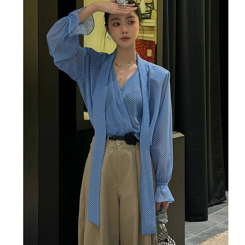 2025超火复古蓝色波点衬衫女早春新款法式气质超好看掐腰职业衬衣