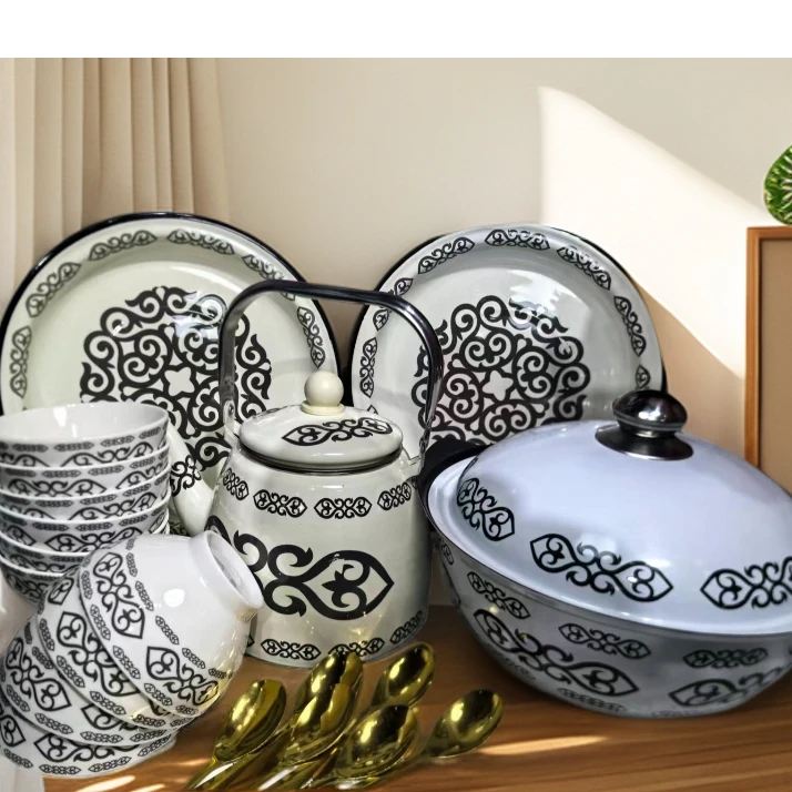 加厚进口吃抓饭的一桌子全套釉下彩网红餐具家用陶瓷瓷碗盘子饭碗