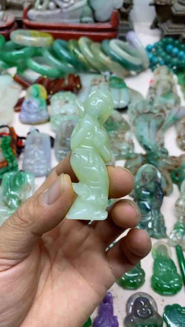 【闪购商品】29直播间的实时画面