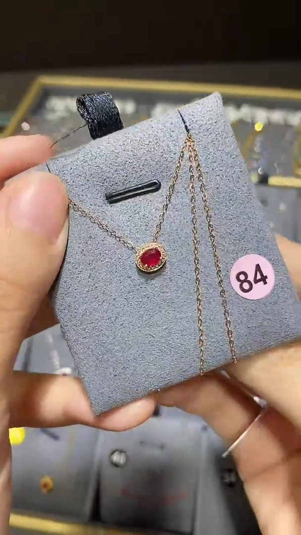 项链18K金镶嵌红宝石