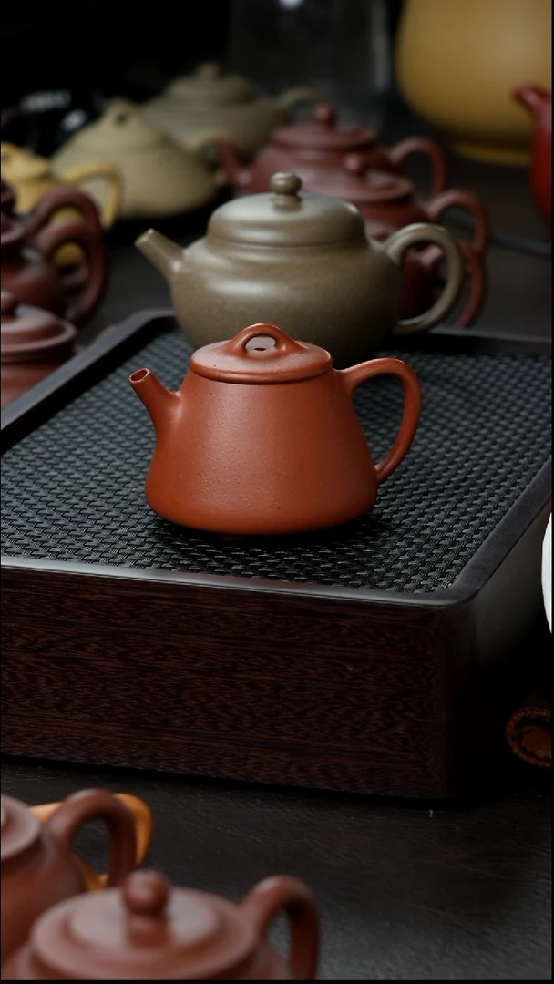 茶壶紫砂老红泥半手高石瓢110     微瑕