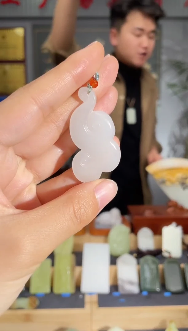 【闪购商品】和田玉颈饰未镶嵌拍一发一 多样性发货