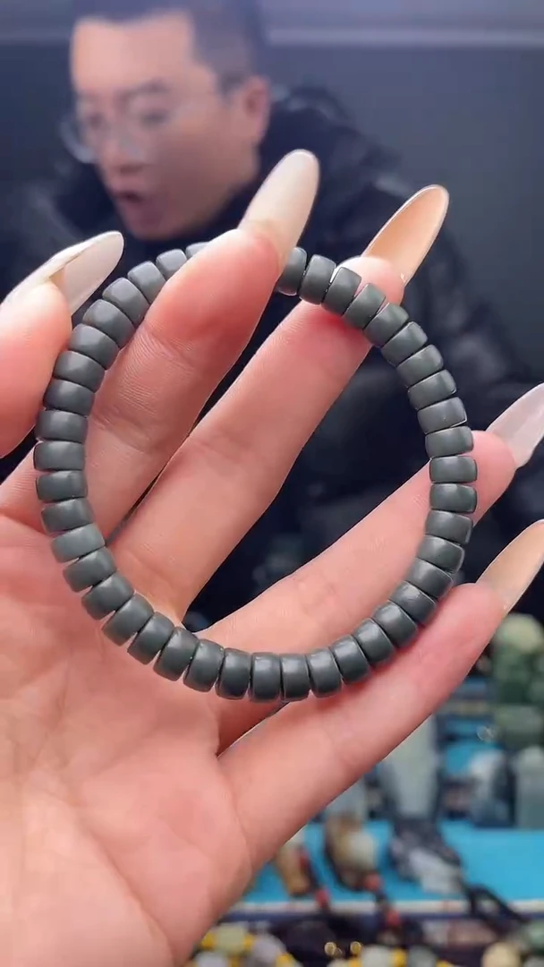 未镶嵌和田玉挂件1