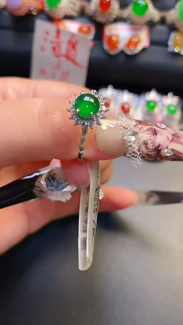 银S925镶嵌翡翠耳饰天然