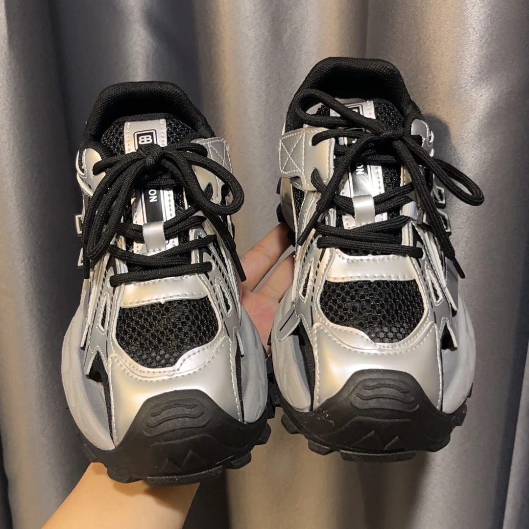 2820~夏季男女童凉鞋透气包头框子鞋运动沙滩鞋（完美主义者慎拍）