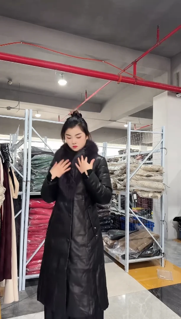 大毛领 绵羊皮羽绒服