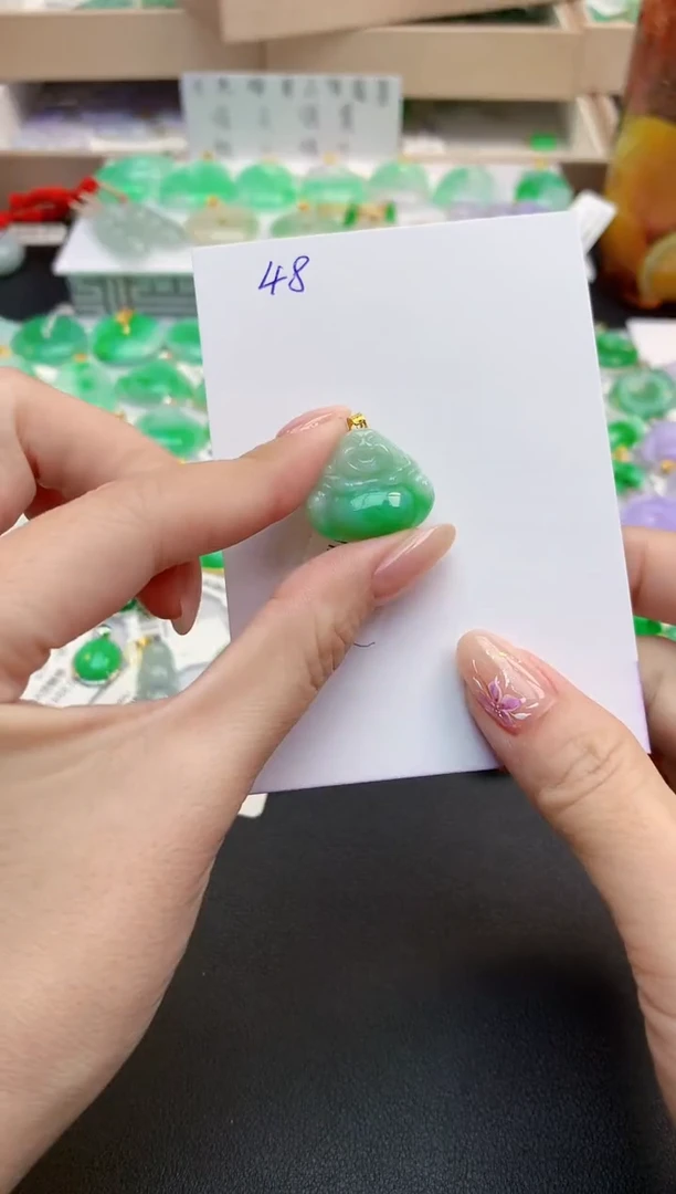 颈饰18K金镶嵌翡翠天然缅甸A货翡翠