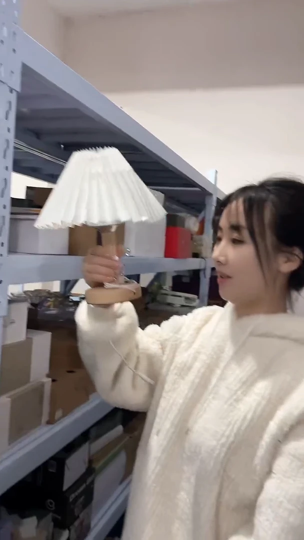 【闪购商品】瓷片豆包儿推荐饰品摆件