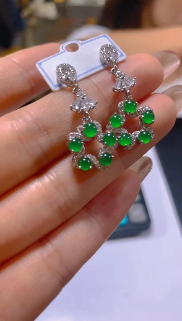 未镶嵌翡翠耳饰到时德邦会转其他物料的