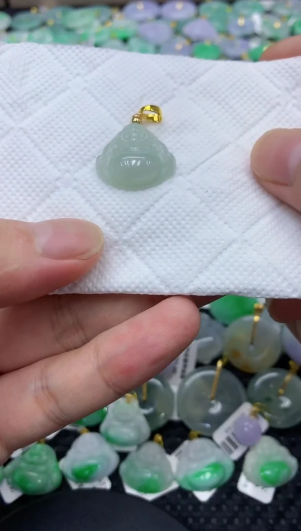 颈饰未镶嵌翡翠天然缅甸翡翠A货