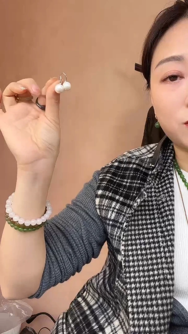 银S925镶嵌耳钉淡水珍珠珍珠