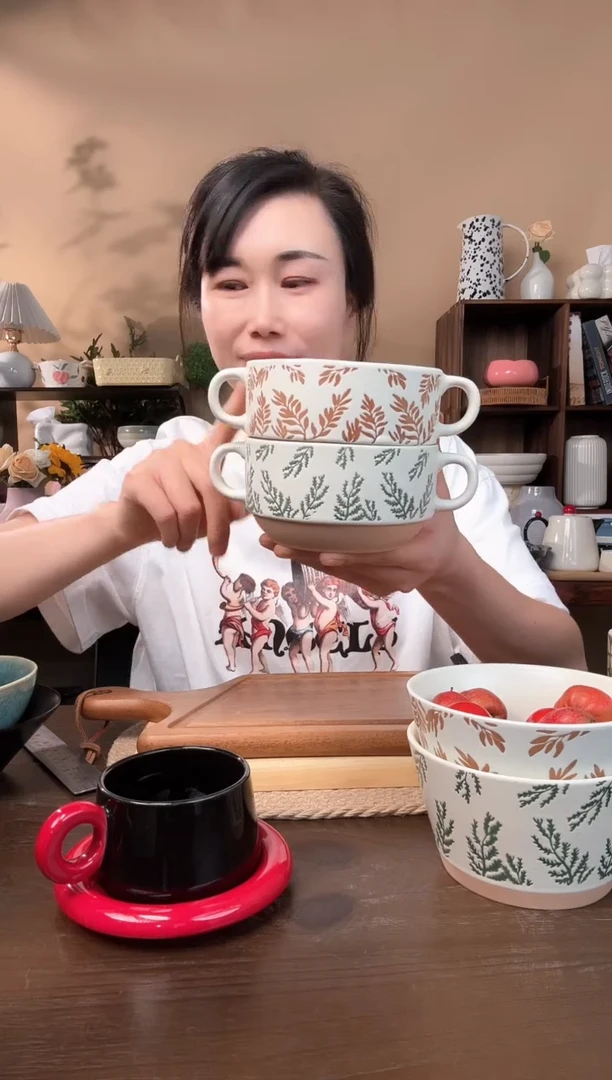 陶瓷4.5英寸手绘麻点双耳碗2只微瑕