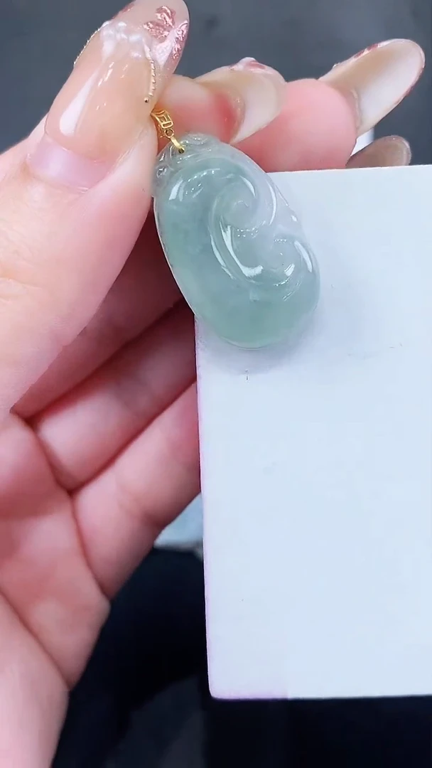 翡翠18K金镶嵌颈饰天然A货翡翠
