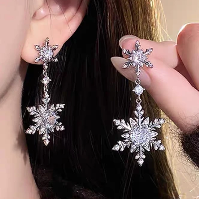 锌合金耳饰  新款轻奢风时尚耳饰小众设计感长款雪花耳环