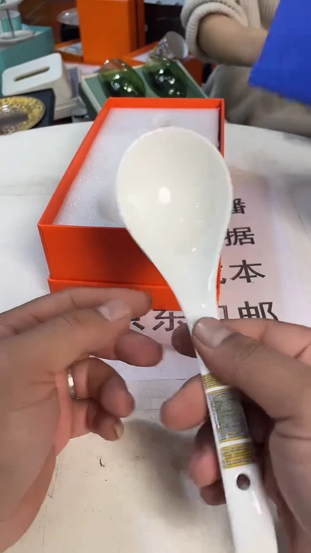 杯鸿辉家品牌瓷器，京东包邮！