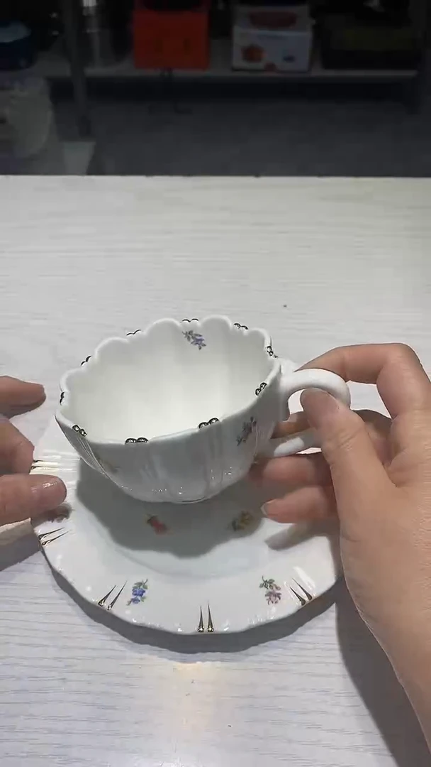 瓷片生活的本意就是开心@@1