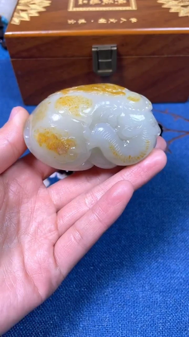 未镶嵌和田玉把件攀1