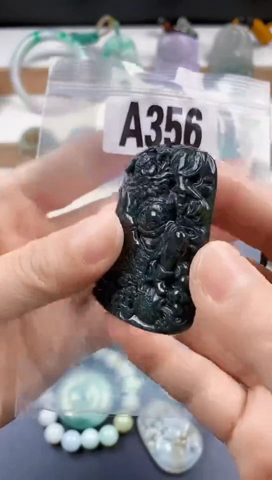 颈饰未镶嵌翡翠天然翡翠吊坠挂件